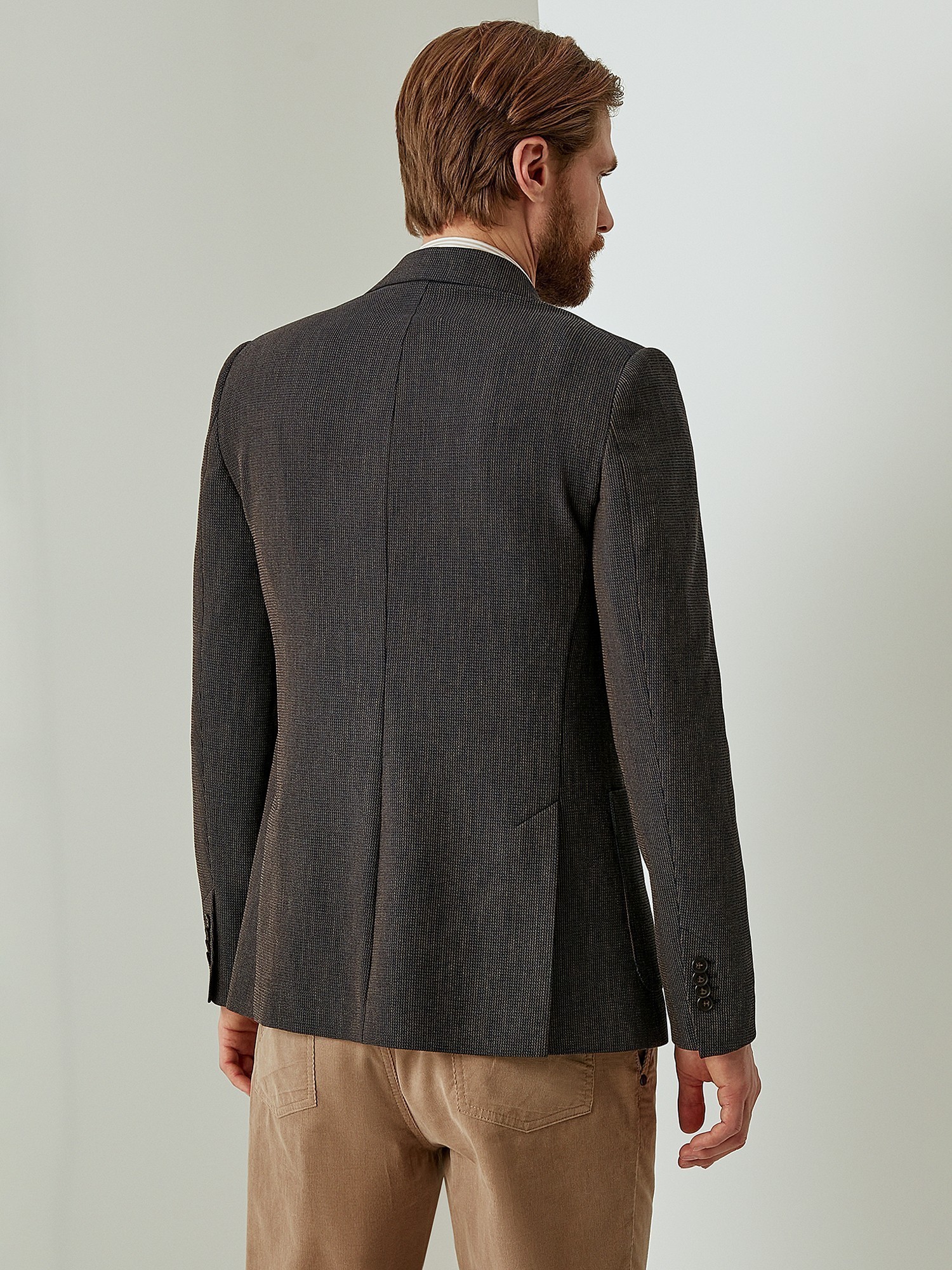 Приталенный пиджак из фантазийной ткани жакардового переплетения 20LINE IJC0032 - фото 4