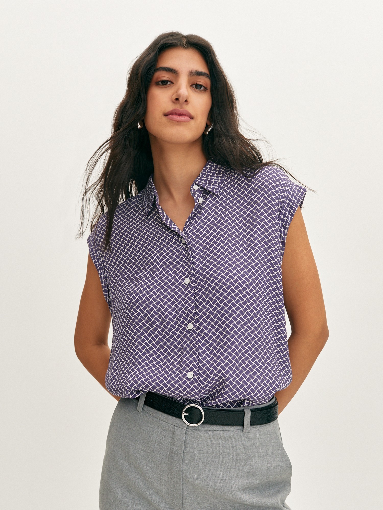 Модные блузки - трендовые модели и красивые образы с блузками