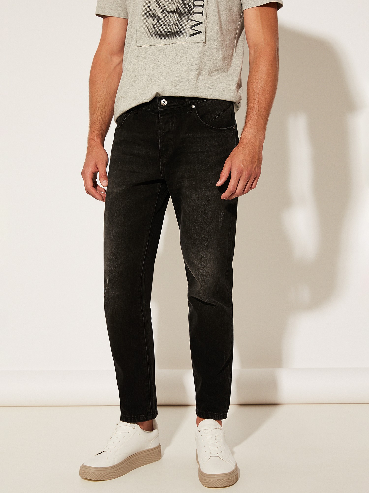 Чёрные джинсы с эффектом размытой окраски 20LINE IDJ00026 - фото 3